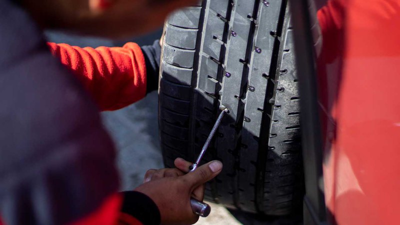 experts discussing can nail in tire be repaired