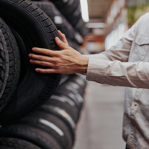 The Only Comprehensive 101 Buying Tires Guide You’ll Ever Need!